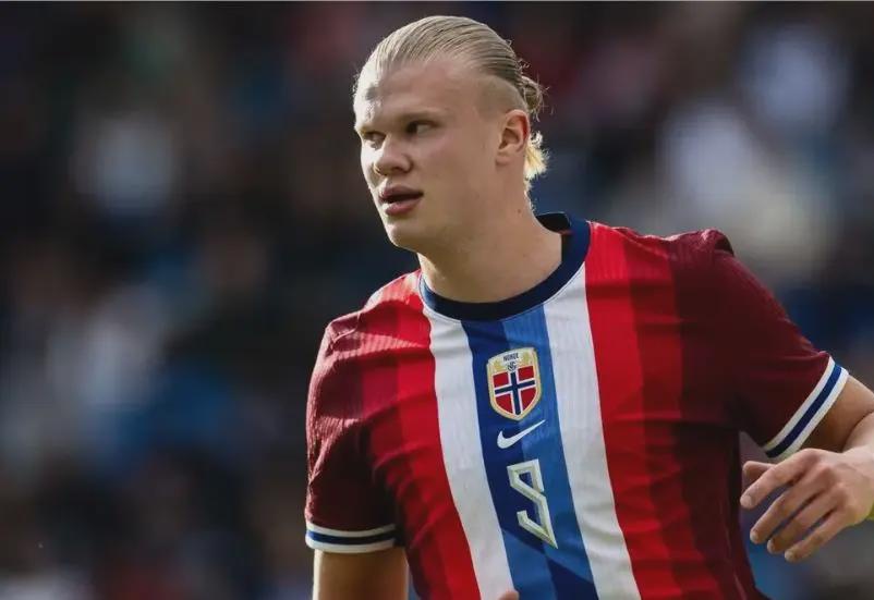 李新翔：希望下个赛季表现更稳定；今年真是很梦幻的一年