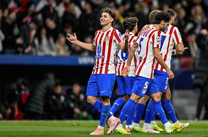 西甲意甲收官竞争激烈 那不勒斯国米争冠白热化（西甲意甲收官鏖战 那不勒斯与国米争冠正酣）